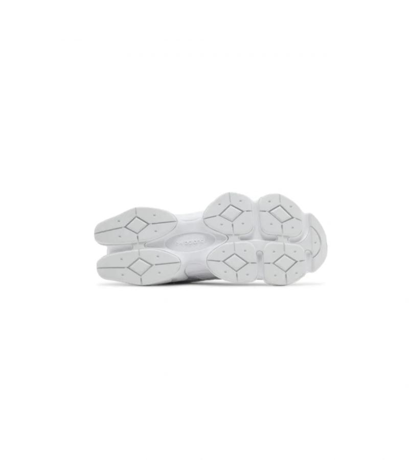 9060 'Triple White'