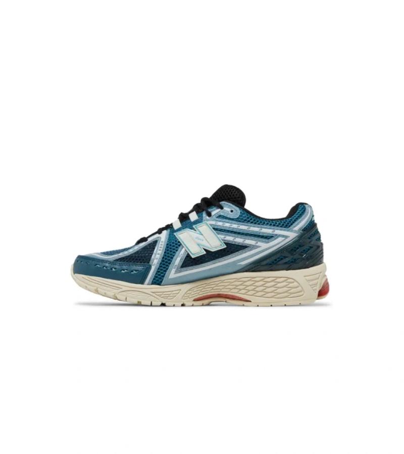 New Balance 1906R Foot patrol